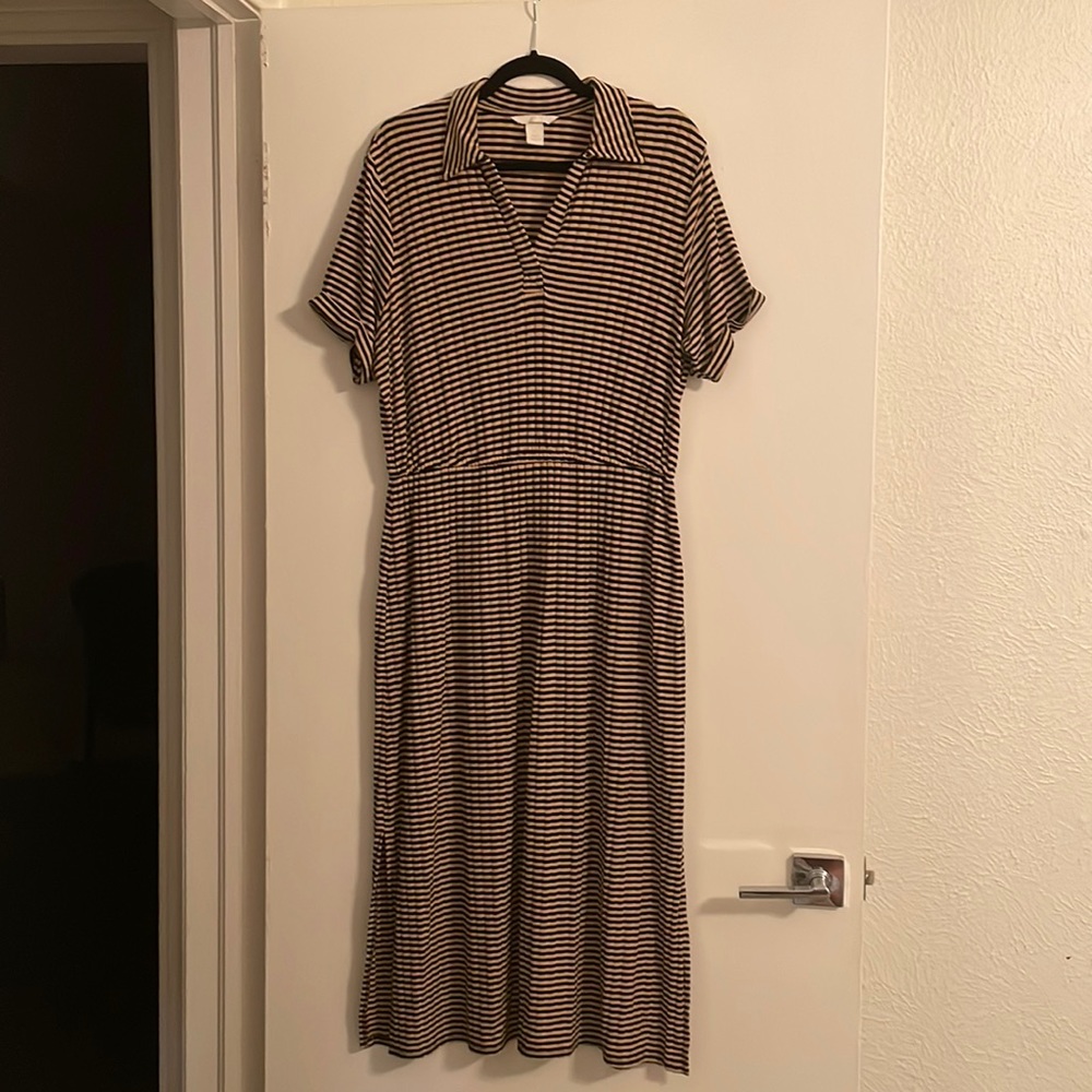 H&M Collard Knit Midi Dress